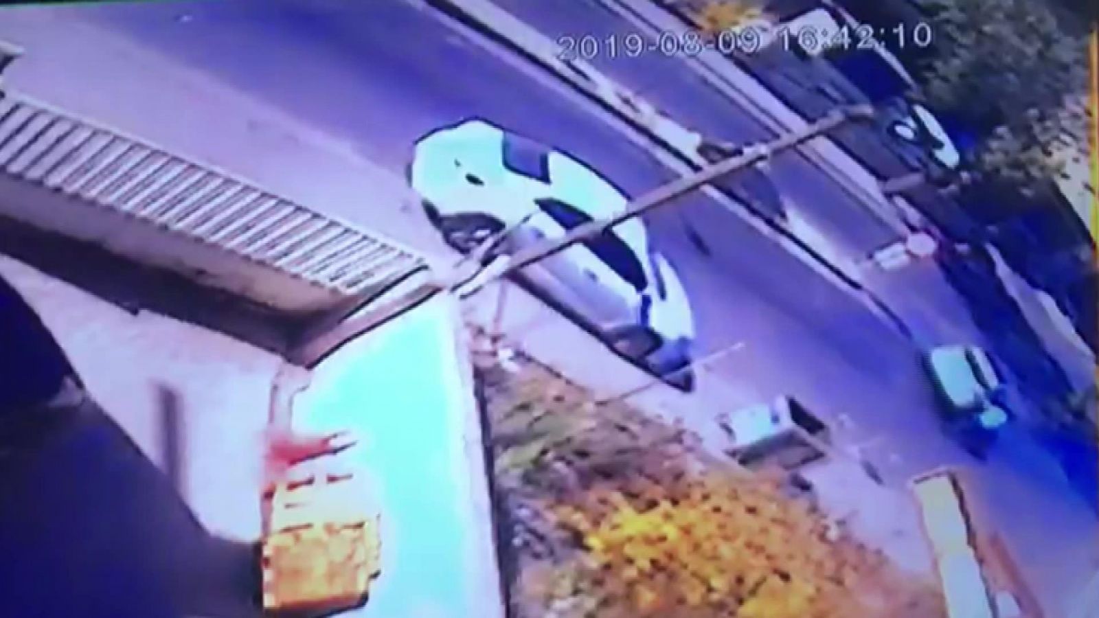 110 bin liralık gasp anı kamerada